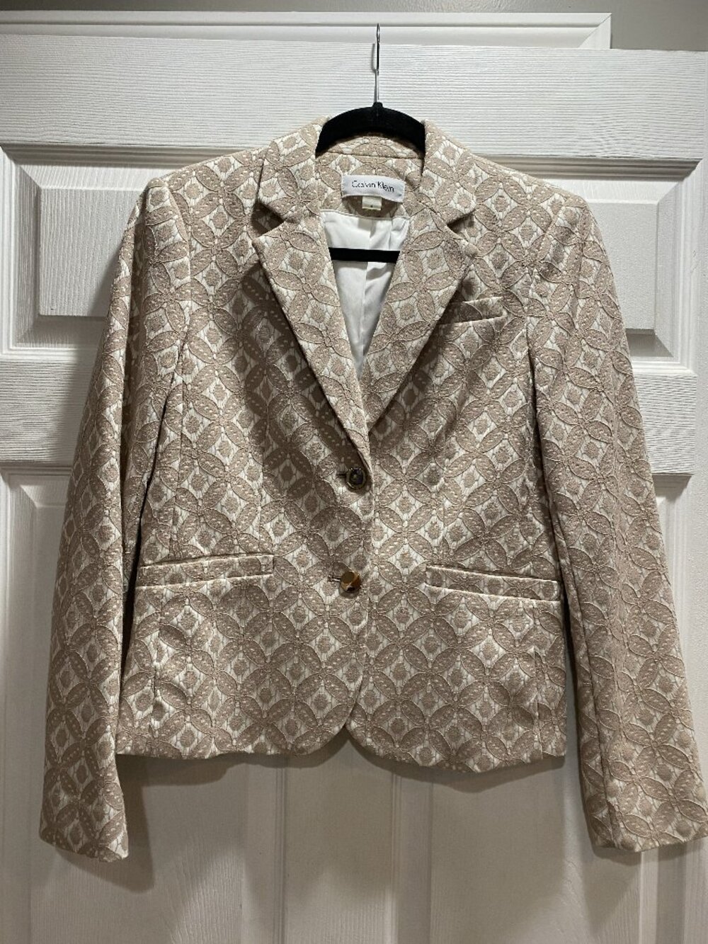 Calvin Klein blazer. Size 6. Light brown and white textured pattern.
